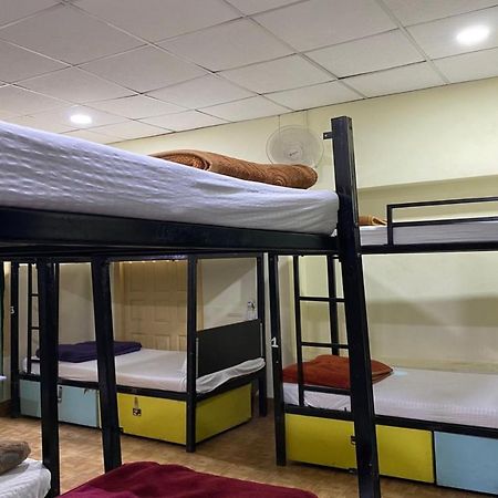 Vagabond Stay Hostel Bénarès Extérieur photo