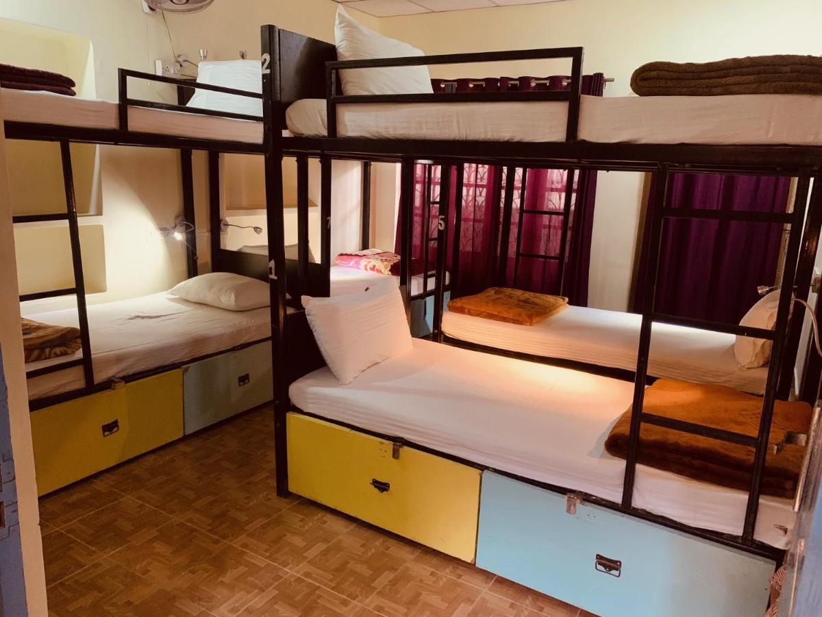 Vagabond Stay Hostel Bénarès Extérieur photo