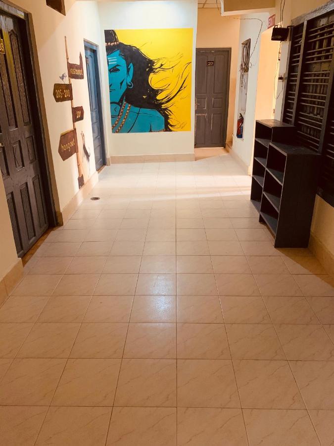 Vagabond Stay Hostel Bénarès Extérieur photo