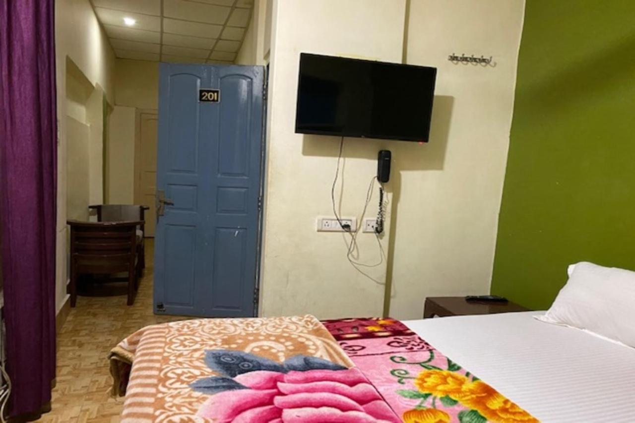 Vagabond Stay Hostel Bénarès Extérieur photo