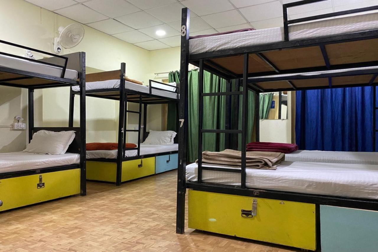 Vagabond Stay Hostel Bénarès Extérieur photo