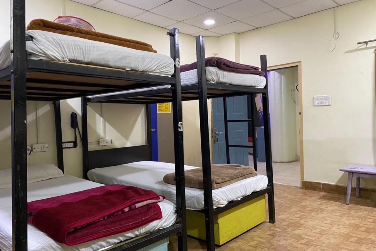 Vagabond Stay Hostel Bénarès Extérieur photo