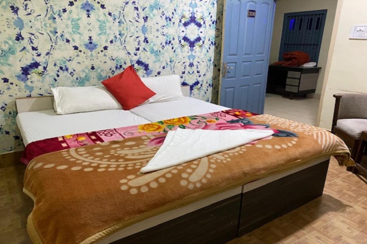 Vagabond Stay Hostel Bénarès Extérieur photo