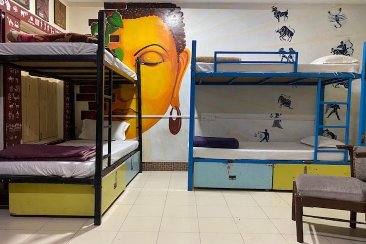 Vagabond Stay Hostel Bénarès Extérieur photo
