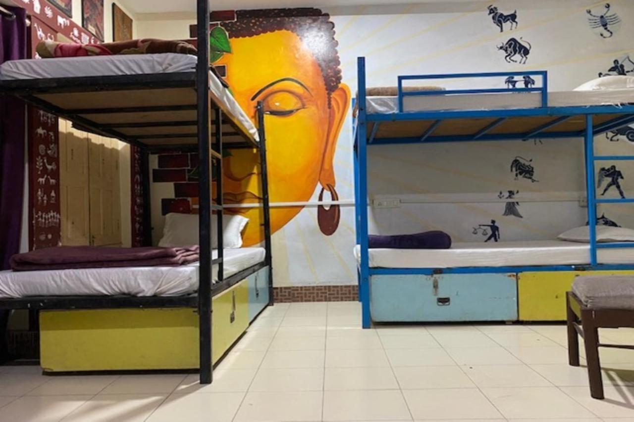 Vagabond Stay Hostel Bénarès Extérieur photo