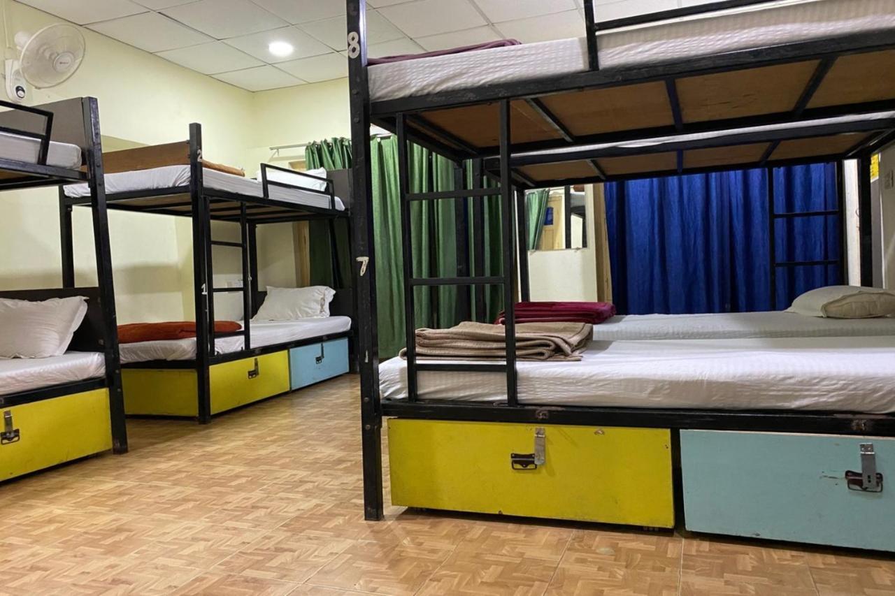 Vagabond Stay Hostel Bénarès Extérieur photo
