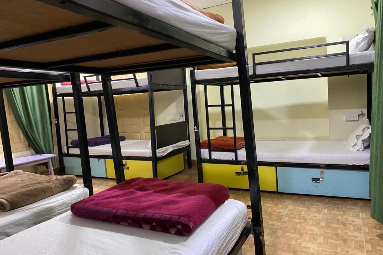 Vagabond Stay Hostel Bénarès Extérieur photo