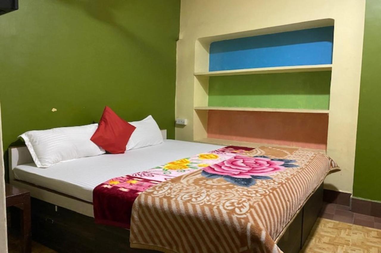 Vagabond Stay Hostel Bénarès Extérieur photo