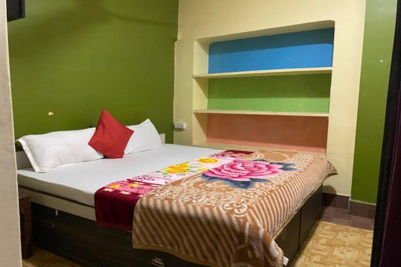 Vagabond Stay Hostel Bénarès Extérieur photo